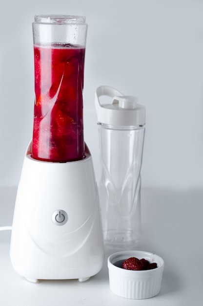 Philips ProBlend 5000 Serisi 2 L Cam Hazneli Blender