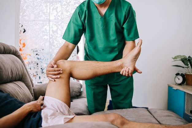 Evde Fizyoterapi Seansı — Ortopedik Rehabilitasyon