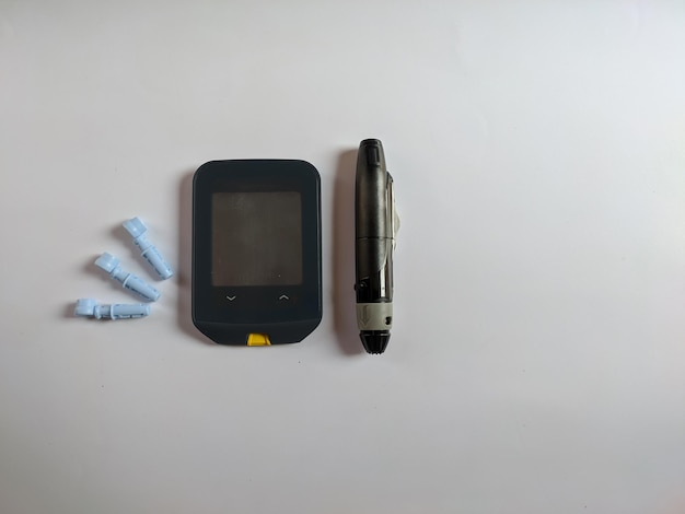 Accu-Chek Instant Kan Şekeri Ölçüm Cihazı Seti