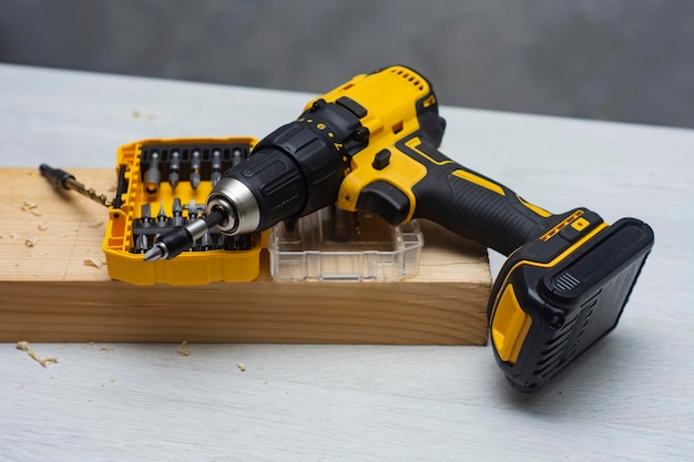 Makita DF333DWAE 12V Akülü Vidalama Seti